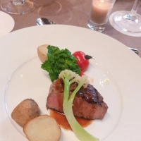メインのお肉です