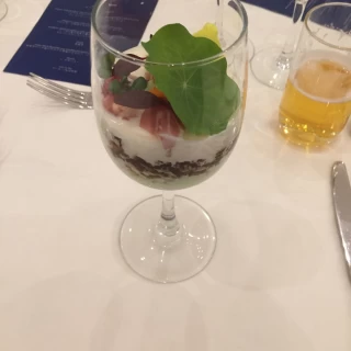 前菜。とても美味しかったです。