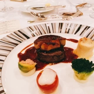事前の確認会で食べた料理です。