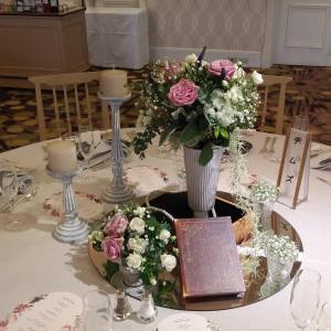 ゲストテーブルの装飾です|562771さんのオークラ千葉ホテルの写真(1035299)