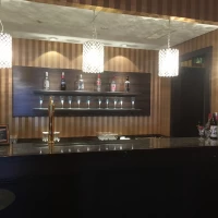 8階ビジュラメール
ゲスト待合室ドリンクカウンター