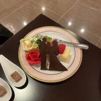チョコで作った私達家族とバラ