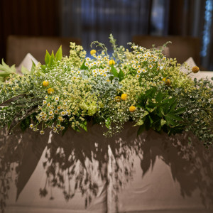 メインテーブルの装花|563121さんのBALCONY RESTAURANT&BAR（ウエディング取扱終了）の写真(1125623)