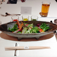 前菜:魚介類と野菜のヴィネグレット和え 3種のソース