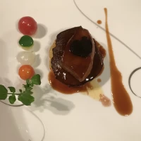 焼き加減もソースも完璧でした。