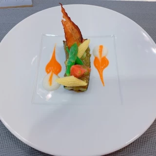 ナスのお料理でした。見た目も楽しめました。