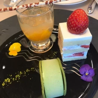 季節のコースのデザート