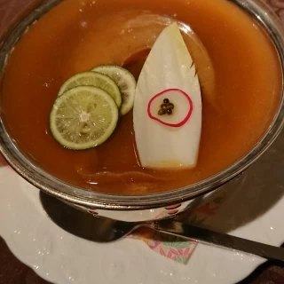 フカヒレの姿煮