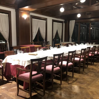 少人数の場合の会食会場