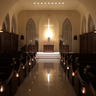 神々しいチャペル