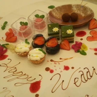 可愛らしくて食べるのがもったいないくらいのデザート