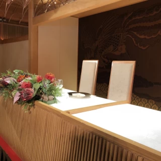 シンプルな披露宴会場