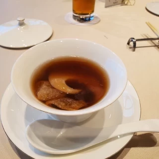 このふかひれスープは追加料金なし