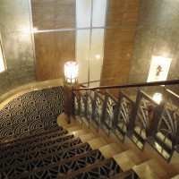 ホテル内にある螺旋階段