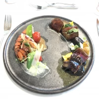 お肉のソースがしょっぱめ。