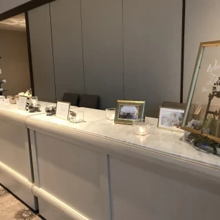 SOLLOOMの受付です