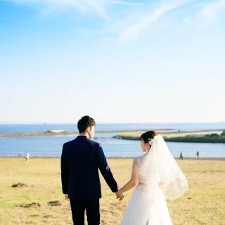 この広大な芝生で挙式をしました。