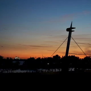 挙式が終わるとすっかり日が沈みました。