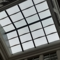 歴史ある天井窓