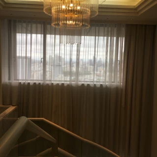 室内チャペルは階段から入場します。