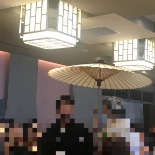 天井はそこまで高くないのでアットホームな雰囲気でした。