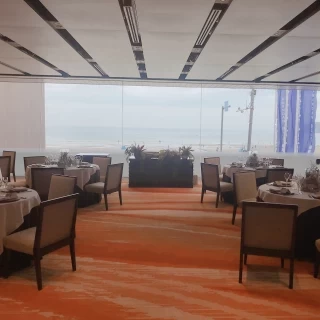 少人数用の披露宴会場。