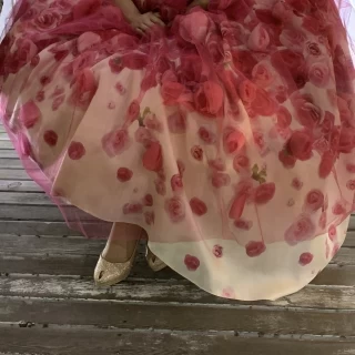 前撮りではカメラマンの方が素敵な写真を沢山撮ってくれました。