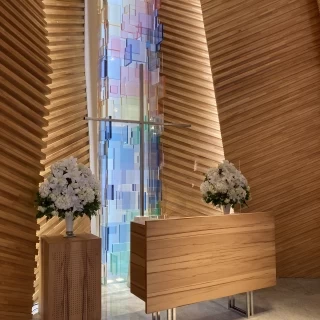 バックがカラフルで綺麗