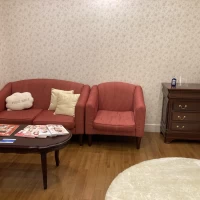 部屋によってソファの感じも変わります。