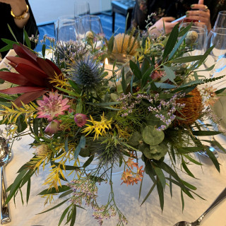 テーブルのお花も今どき感があって、とてもおしゃれでした。