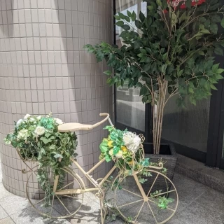 入り口横