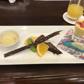 デザートの試食