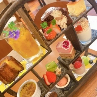彼の好きなキャラクターが添えられています。