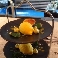 デザートはシトラス系で豪華でした。