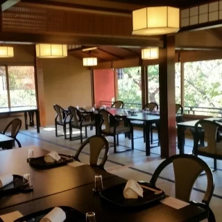 会場