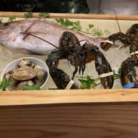 魚料理はこの中から自分で選べる。