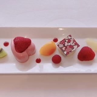 新婦用のケーキです