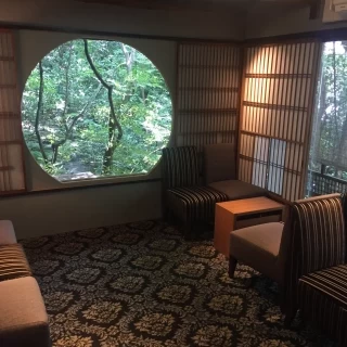 控え室からも緑が見えます。