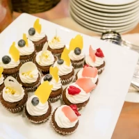 ケーキビュッフェは小ぶりで可愛らしい