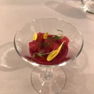 前菜の前のアミューズ