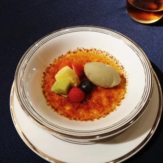 コース試食を頂きました。デザートまで美味しかったです。