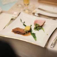 お肉料理