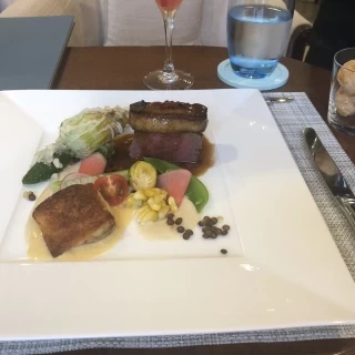 こだわりの創作料理