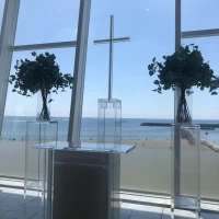 カーテンオープン時（チャペルの台からの景色）