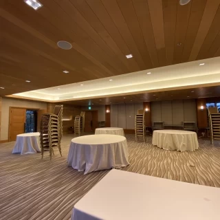 SARAの会場です。〜90人規模でした。