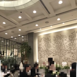 会場正面です。