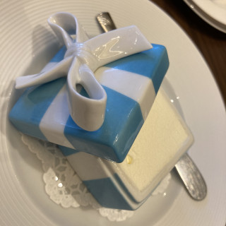 生クリームとトリュフ塩とバター？を混ぜたもの。