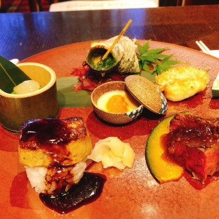 名物のフォアグラ寿司に限らず、全て美味