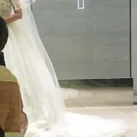 透明な十字架