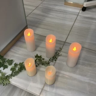 チャペルのキャンドルはリモコン式フェイク